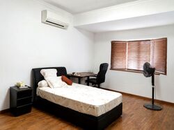 East View Garden (D16), Terrace #561593601
